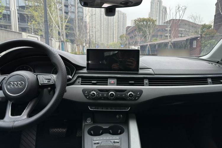 Used Audi A4L 2017 Plus 40 TFSI Ambition Model