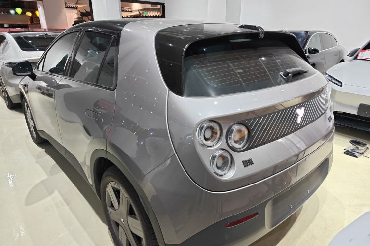 Used firefly firefly 2025 Illuminated Edition