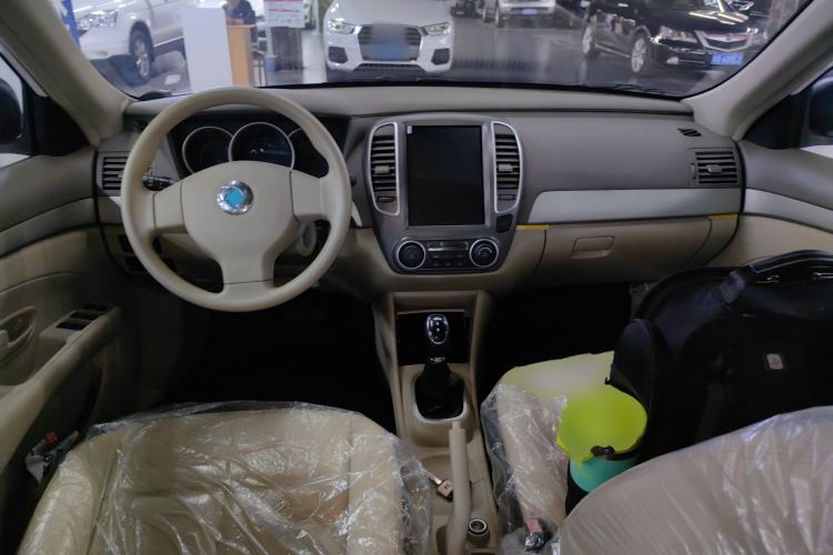 Used Dongfeng Junfeng E11K 2021 60.43 kWh Battery-Swap Version Center Console