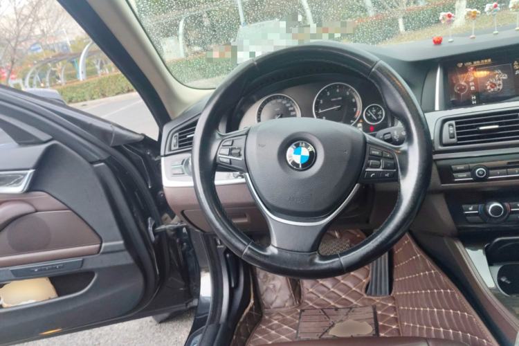 Used BMW 5 Series 2014 525Li Luxury Design Package