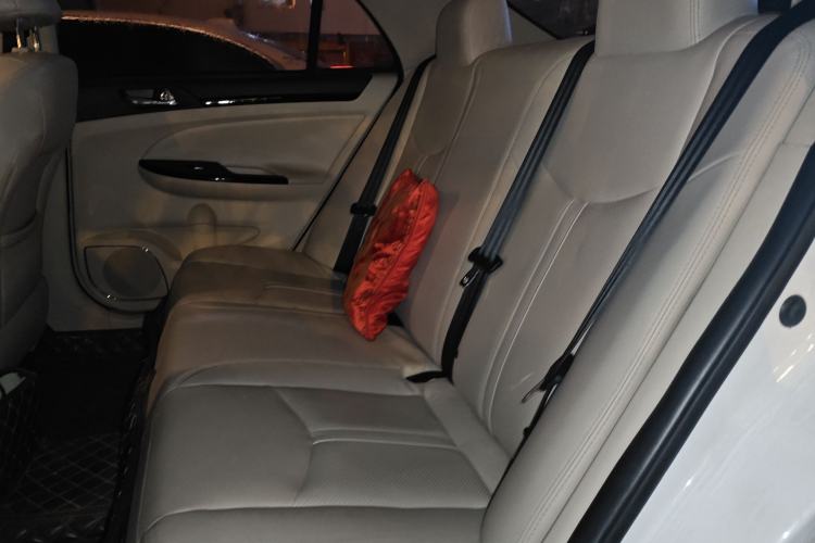 Used BYD e5 2017 300 Prestige Edition
