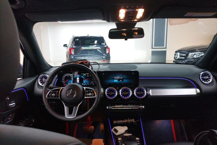 Used Mercedes-Benz GLB 2022 Refresh GLB 200 Dynamic Edition Center Console