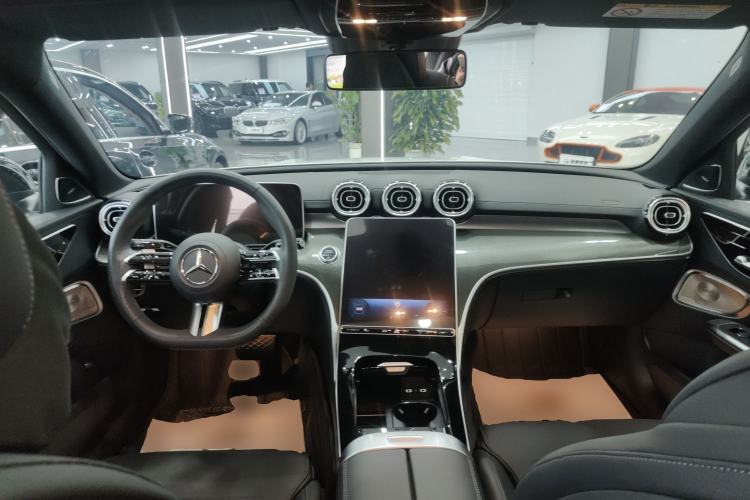 Used Mercedes-Benz C-Class 2024 Second Facelift C 260 L Starry Night Sport Edition Center Console