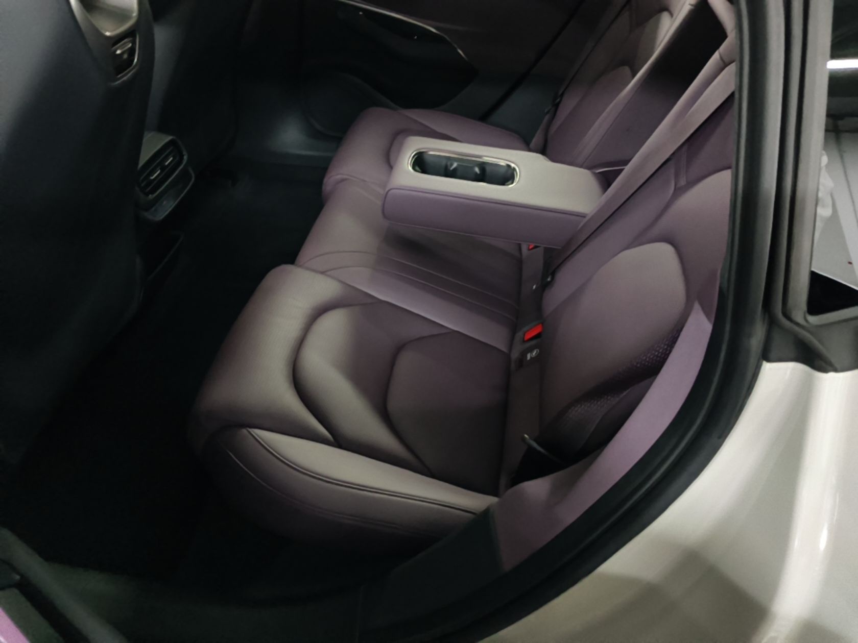 Xiaomi Auto SU7 2024 Rear-Drive Ultra-Long Range Advanced Pro-Level Intelligent Driving Version — снимка 20