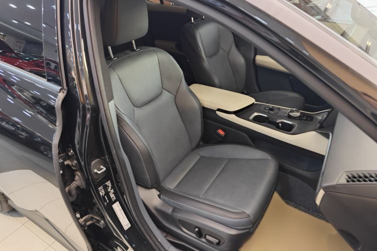 Used Lexus RZ 2023 300e Long-Range Indulgence Edition
