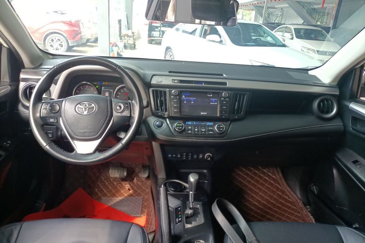 Used Toyota RAV4 2016 2.5L Automatic 4x4 Elite Edition
