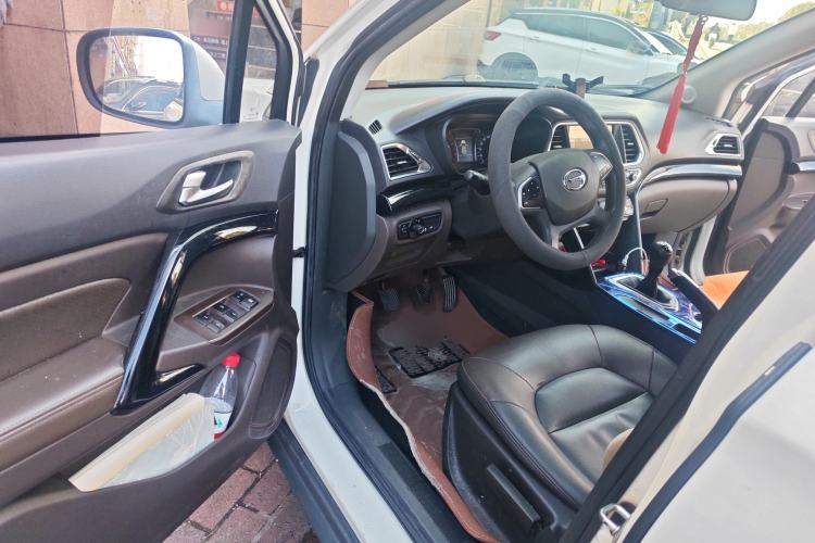 Used GAC Trumpchi GS4 2015 200T Manual Elite Edition
