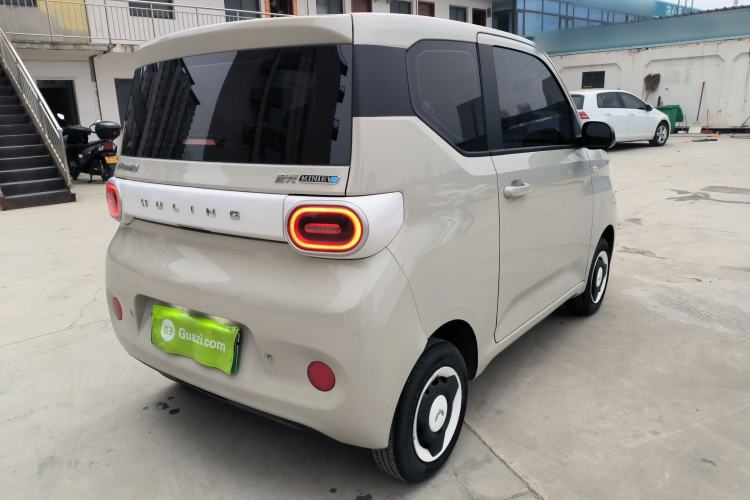 Used Wuling Hongguang MINIEV 2024 3rd Generation 215km Youth Edition

