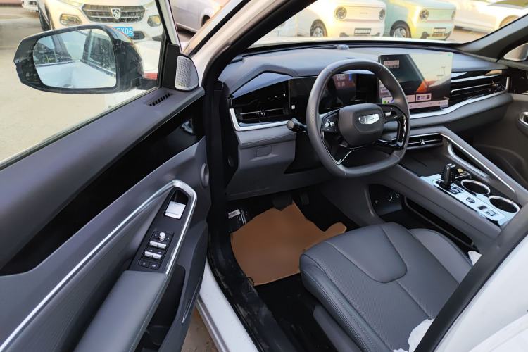 Used Geely Auto Emgrand X7 Sport 2026 Model 1.5TD Aspirational