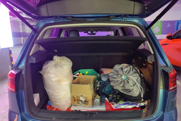 Used Volkswagen Golf Sportsvan 2016 230TSI Automatic Luxury Version Trunk