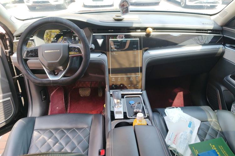 Used Venucia Star 2021 260T Automatic 48V Mild Hybrid Turbocharged Star曜 Edition Center Console