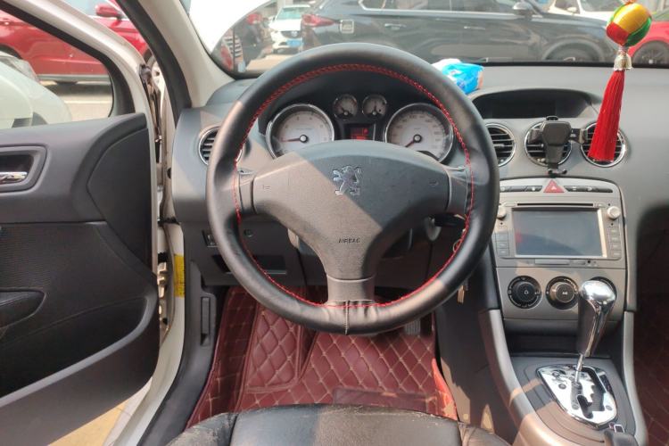 Used Peugeot 408 2011 2.0L Automatic Comfort Edition Steering Wheel
