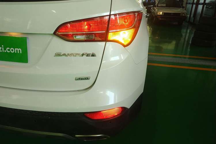 Used Hyundai Santa Fe 2015 2.0T Automatic 4x4 Smart 7-Seater