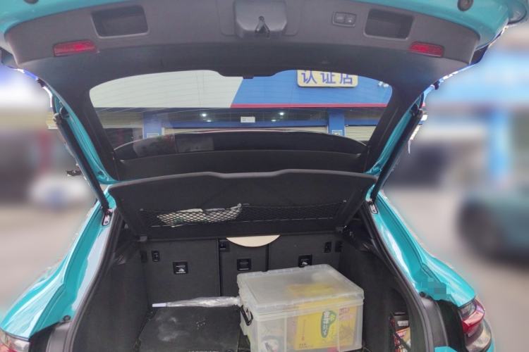 Used Porsche Macan 2018 Macan 2.0T Trunk