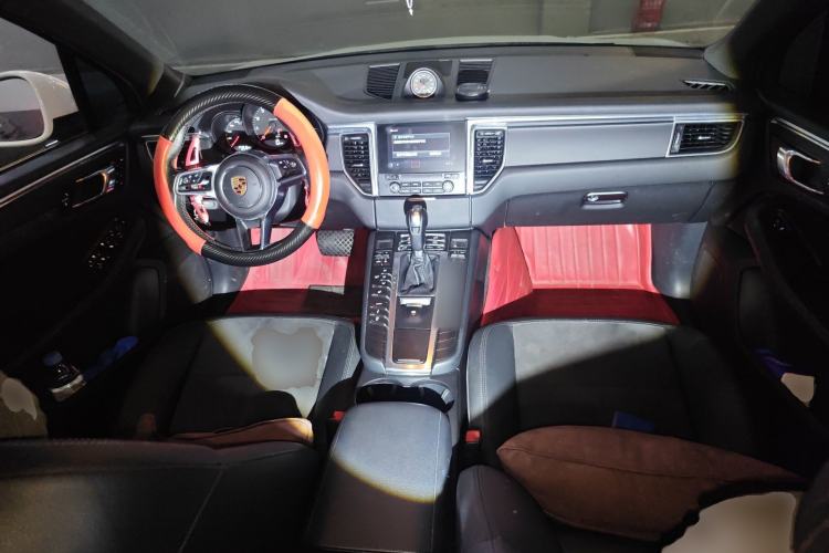 Used Porsche Macan 2017 Macan 2.0T Center Console