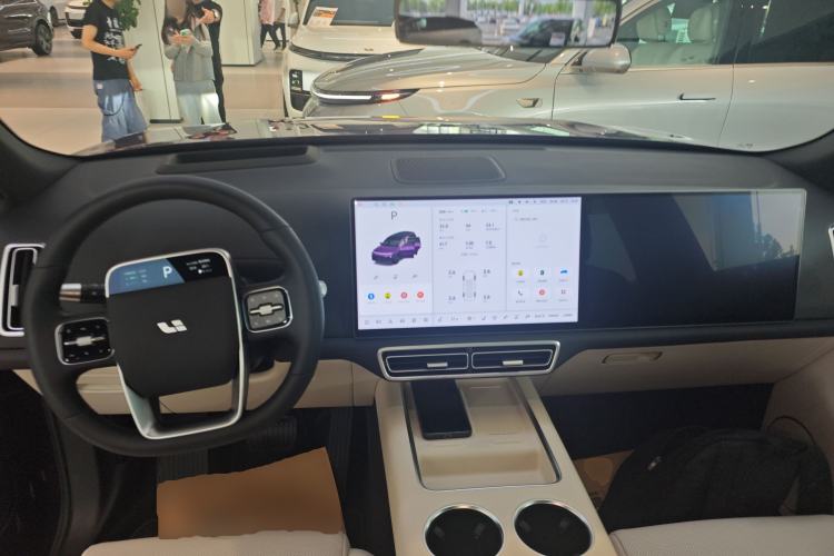 Used Li Auto L9 2025 Ultra Smart Refreshed Edition Center Console