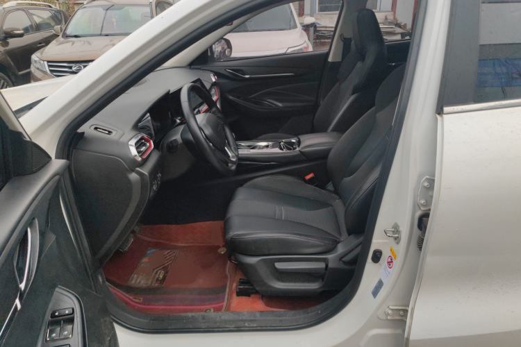 Used CHANGAN OSHAN X5 2021 1.6L CVT Luxury Model
