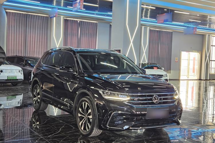 Used Volkswagen Tiguan L 2024 Outstanding Model 330TSI Automatic Two-Wheel Drive R-Line Dragon Glory Edition