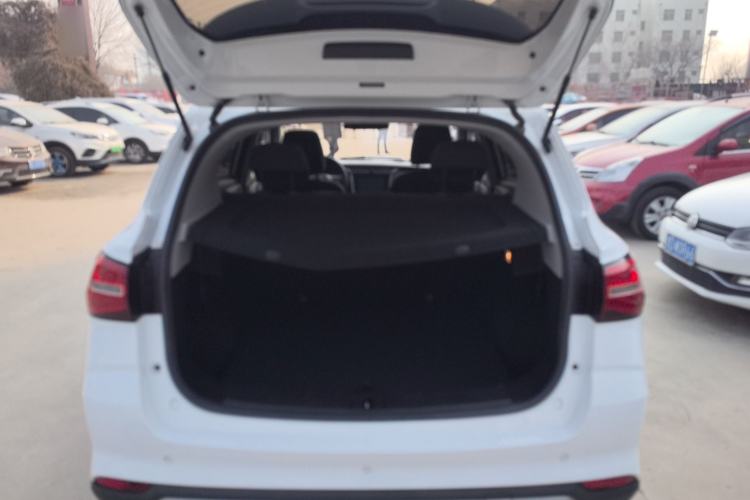 Used Roewe RX3 2020 1.6L Manual 4G Connect Super-Fresh Elite Edition
