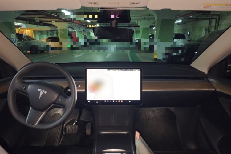 Used Tesla Model Y 2022 Revised Version Rear-Wheel Drive Center Console