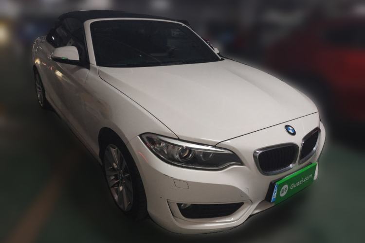 Used BMW 2 Series 2015 220i Convertible Coupe Leading Model
