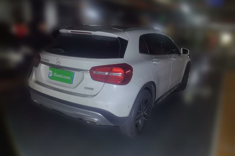 Used Mercedes-Benz GLA 2015 GLA 200 Fashion Model Rear Right 45 Deg