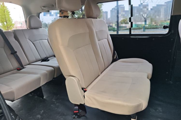 Used FORTHING Lingzhi 2023 M5L 1.6L Base Model 7 Seats
