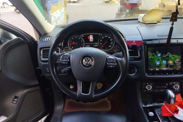Used Volkswagen Touareg 2017 3.0 TSI Touareg Model Steering Wheel