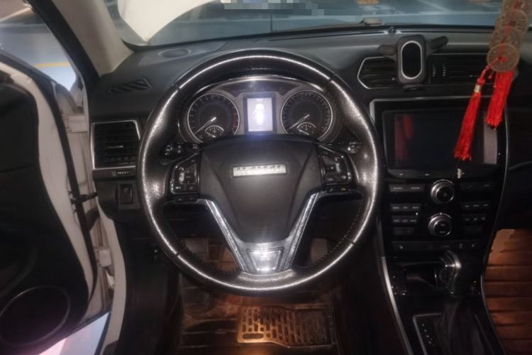 Used Haval H2 2016 Red-Label 1.5T Automatic Two-Wheel Drive Luxury Model
