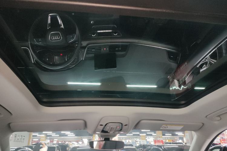 Used Audi Q5L 2018 40 TFSI Prestige Edition China V Headliner