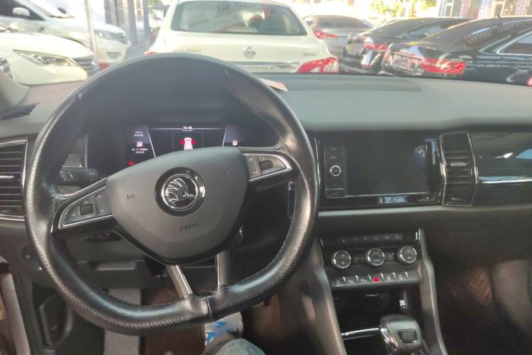 Used Skoda Kodiaq 2019 Facelifted TSI380 7-Seater All-Wheel-Drive Flagship Version China VI Standard