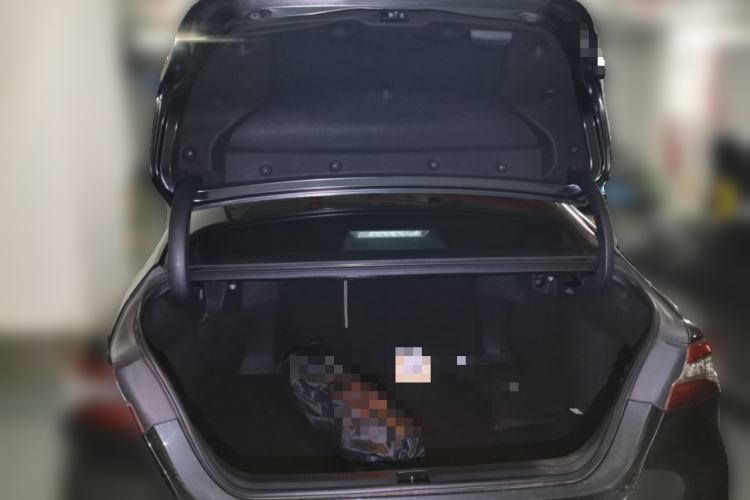 Used Toyota Camry 2018 Dual-Engine 2.5 HG Luxury Edition Trunk