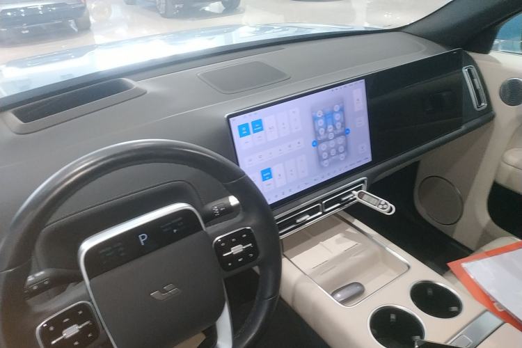 Used Li Auto L7 2024 Ultra Model
