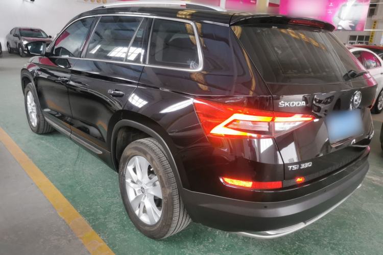 Used Skoda Kodiaq 2017 TSI330 7-Seater Two-Wheel-Drive Luxury Edition
