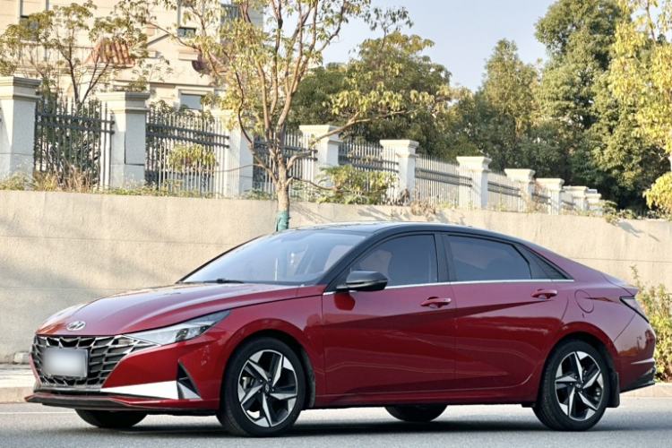 Used Hyundai Elantra 2021 1.5L CVT LUX Prestige Edition