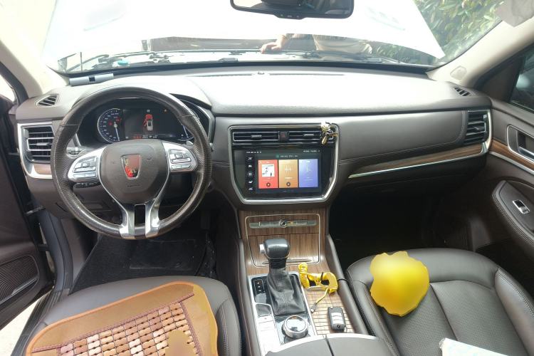 Used Roewe RX8 2018 30T Smart Connectivity All-Wheel Drive Supreme Edition