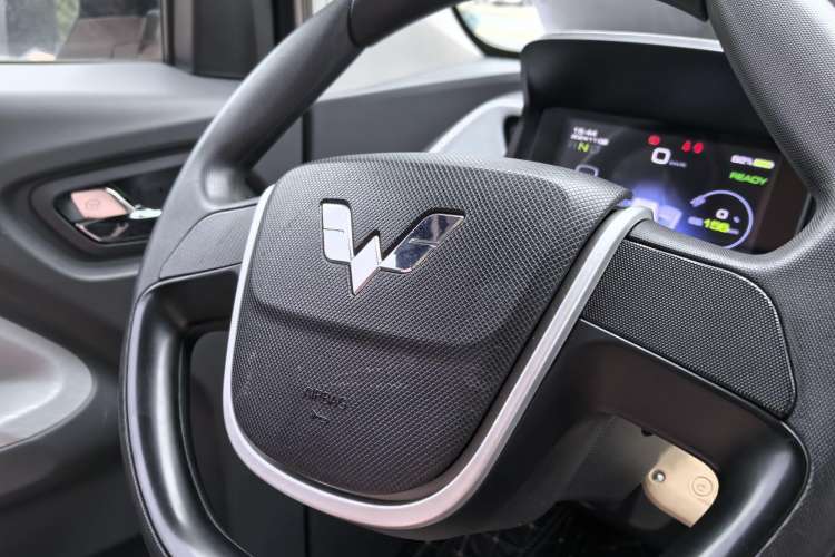 Used Wuling Hongguang MINIEV 2022 Macaron Premium Model – Lithium Iron Phosphate