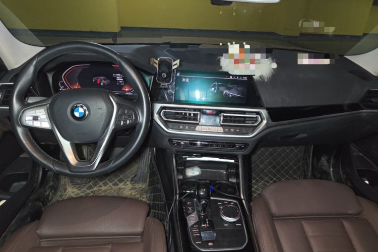 Used BMW 3 Series 2021 320i Sport Package
