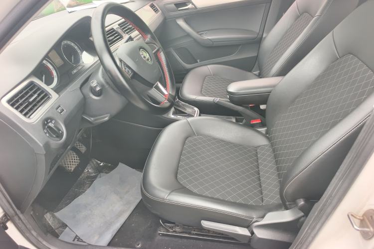 Used Skoda Rapid 2018 1.6L Automatic Comfort Edition Left Front Seat