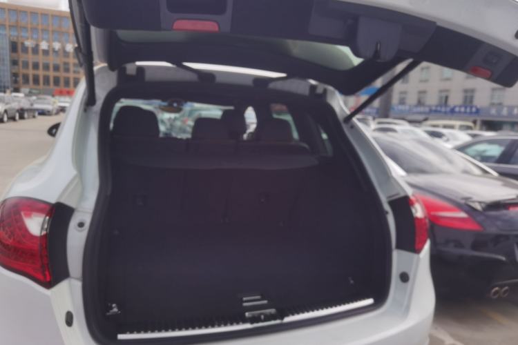 Used Porsche Cayenne 2014 Cayenne Platinum Edition 3.0T
