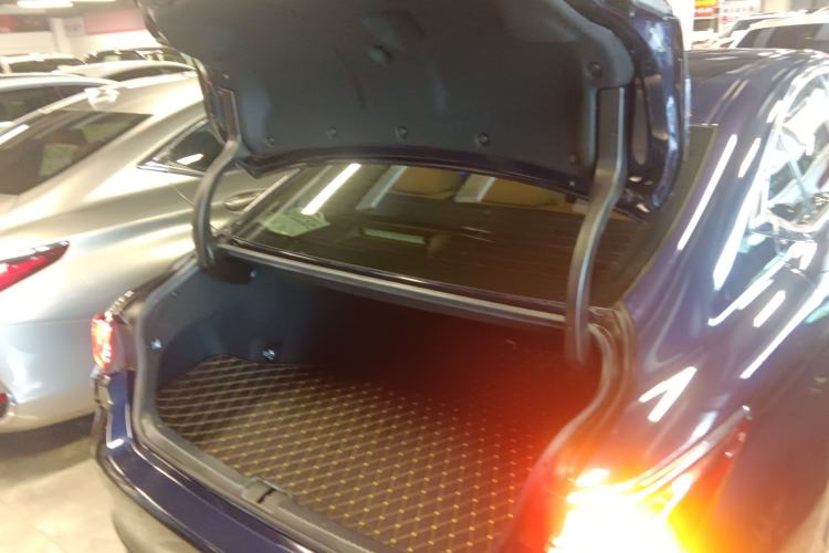 Used Lexus ES 2021 200 Excellence Edition