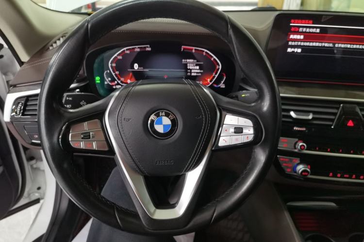 Used BMW 5 Series 2021 Updated Version 525Li Luxury Package Steering Wheel