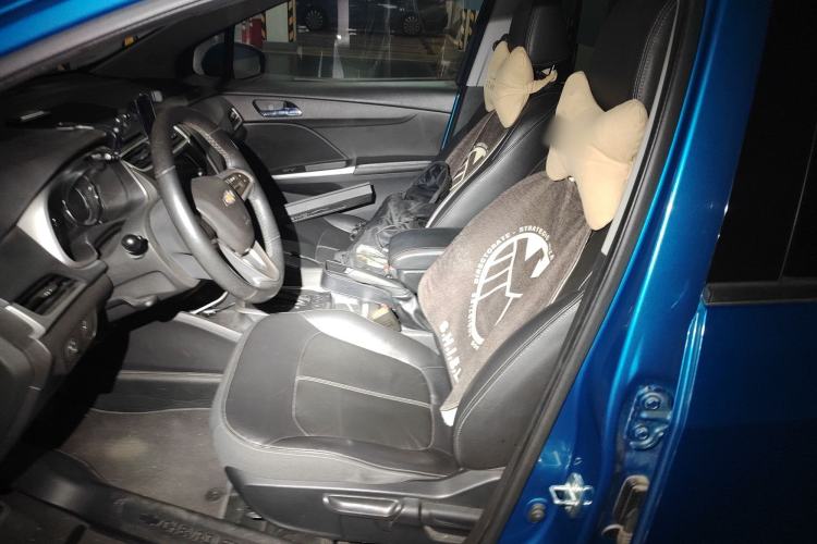 Used Chevrolet Lova RV 2016 1.5L Automatic FunDrive Edition Left Front Seat