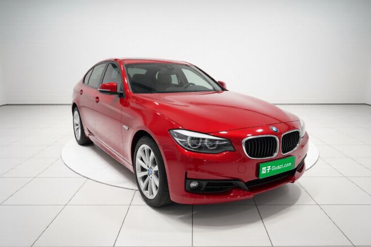 Used BMW 3 Series GT 2018 320i Sport Edition Exterior 2