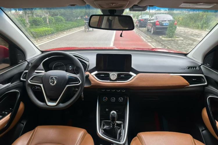 Used Baojun 530 2018 1.5T Manual Elite Version China V
