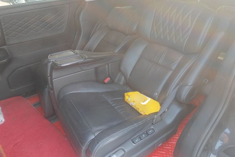 Used Honda Elysion 2019 2.0L Hybrid Luxury Edition
