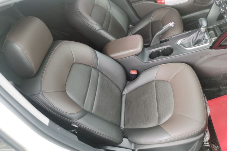 Used GAC Trumpchi GS4 2015 200T G-DCT Luxury Edition Right Front Seat