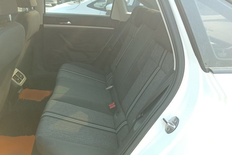 Used Volkswagen Lavida 2019 1.5L Automatic Fashion Edition China VI
