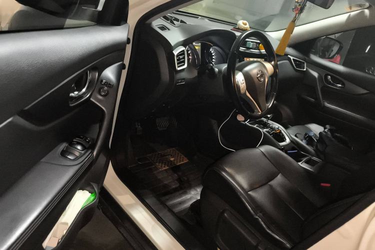 Used Nissan X-Trail 2014 2.0L CVT Comfort Edition 2WD
