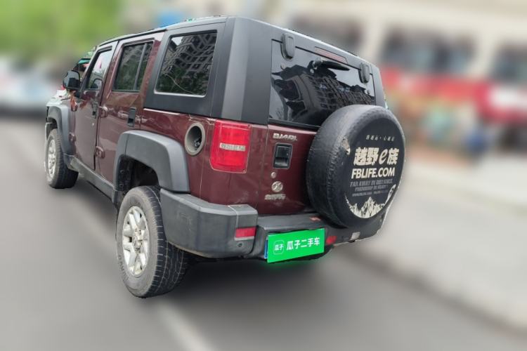 Used BAIC Off-Road BJ40 2016 2.0T Manual Four-Wheel Drive Prestige Edition
